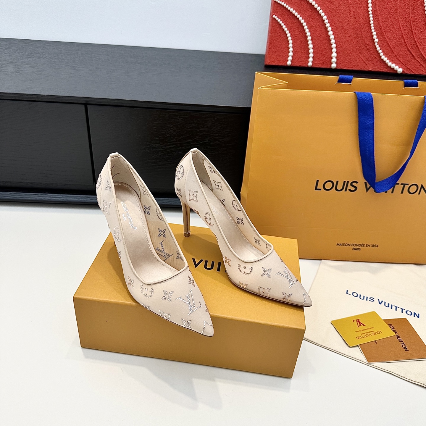 Women's high heels